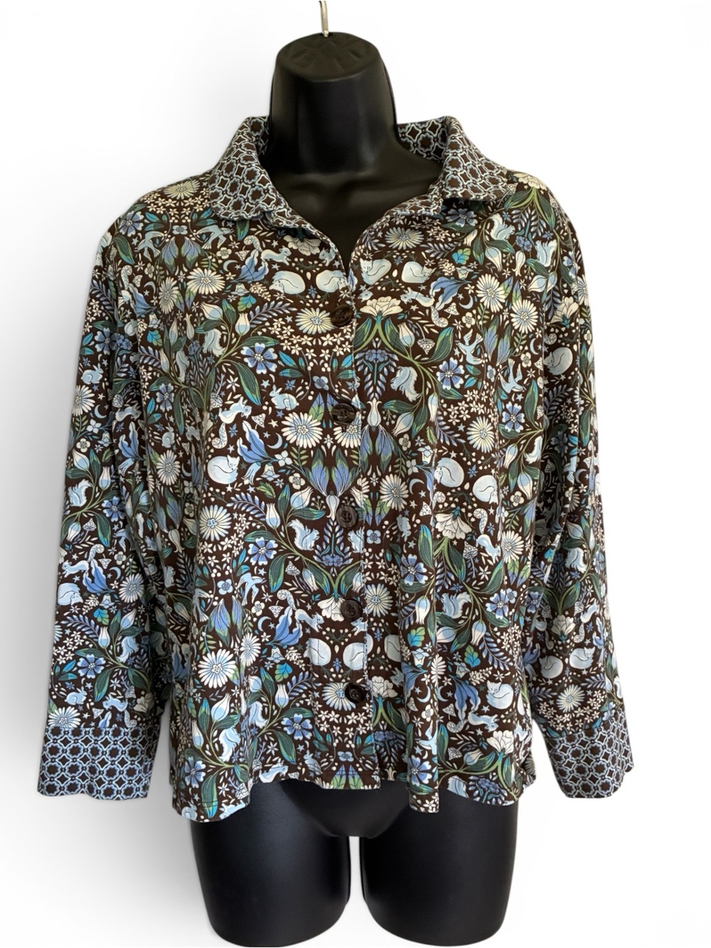 Fairycore Button-Up Cozy Top in Green Blue Enchanted Woodland Floral Print Sz M